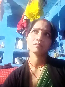 Jooli xx online show from March 8, 2026, 2:09 pm