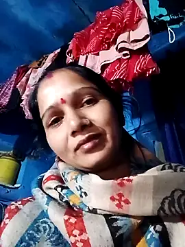 Snapshot of Jooli_xx chatting on November 15, 2025, 1:53 am Jooli xx online show from November 15, 2025, 1:53 am