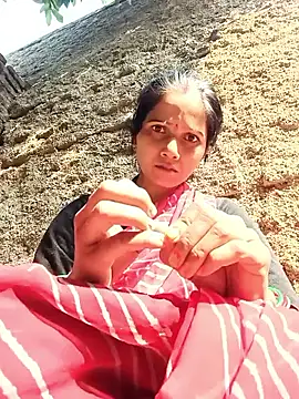 Jooli xx online show from January 10, 2026, 5:25 am