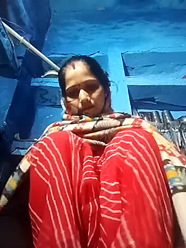 Snapshot of Jooli_xx chatting on November 22, 2025, 12:48 pm Jooli xx online show from November 22, 2025, 12:48 pm