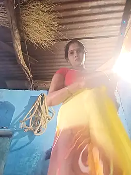 Jooli xx online show from March 7, 2026, 11:27 am