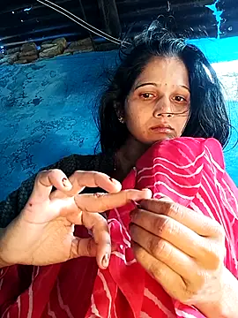 Snapshot of Jooli_xx chatting on November 13, 2025, 5:00 am Jooli xx online show from November 13, 2025, 5:00 am