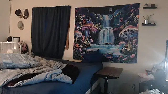 YoBlezz online show from September 15, 2025, 7:25 pm