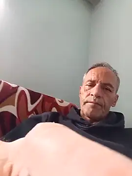 Snapshot of Meliwem12 chatting on May 26, 2026, 7:06 am Meliwem12 online show from May 26, 2026, 7:06 am
