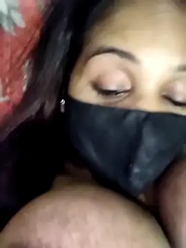 V-hot-swiet online show from September 26, 2025, 12:28 am