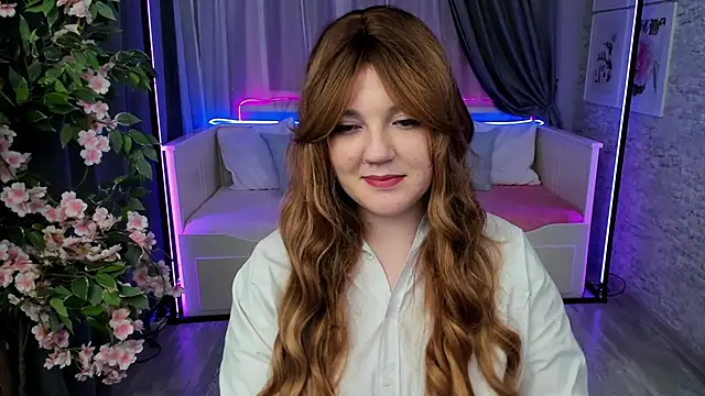 Snapshot of AlmaSound chatting on September 10, 2025, 5:06 am AlmaSound online show from September 10, 2025, 5:06 am