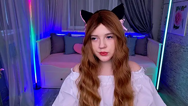 Snapshot of AlmaSound chatting on November 5, 2025, 5:21 am AlmaSound online show from November 5, 2025, 5:21 am