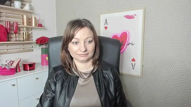 angelaSamt online show from February 25, 2026, 6:35 am