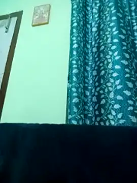 Alina-khan online show from November 26, 2025, 11:49 pm