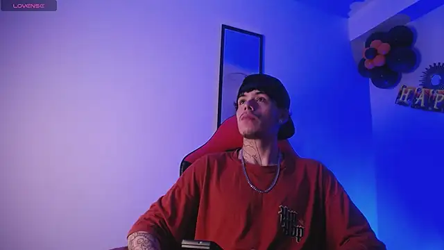 Anhonymus  online show from October 13, 2025, 3:41 am