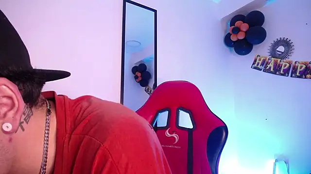 Anhonymus  online show from October 24, 2025, 4:11 am