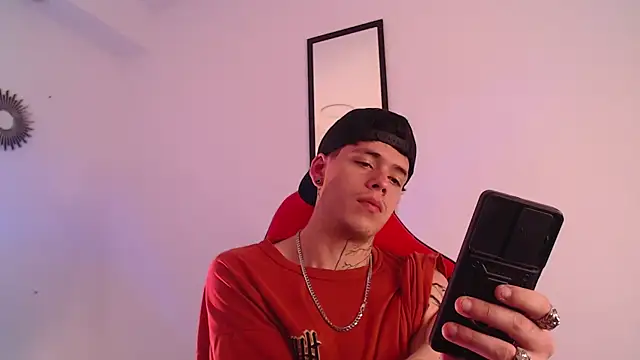 Anhonymus  online show from September 27, 2025, 4:07 am