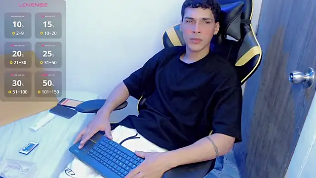 Snapshot of yankees_ chatting on September 9, 2025, 3:38 am yankees online show from September 9, 2025, 3:38 am