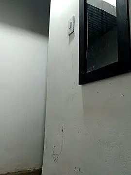 Snapshot of Amanda39 chatting on November 3, 2025, 11:47 am Amanda39 online show from November 3, 2025, 11:47 am