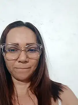 Snapshot of Amanda39 chatting on November 26, 2025, 12:32 am Amanda39 online show from November 26, 2025, 12:32 am