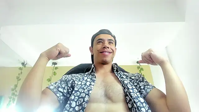 Muscle Scott online show from September 29, 2025, 12:11 pm