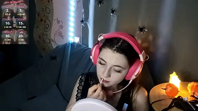 Snapshot of Sophiecuttie chatting on October 31, 2025, 5:42 pm Sophiecuttie online show from October 31, 2025, 5:42 pm