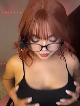 Dakota-Lona online show from May 8, 2026, 9:51 pm