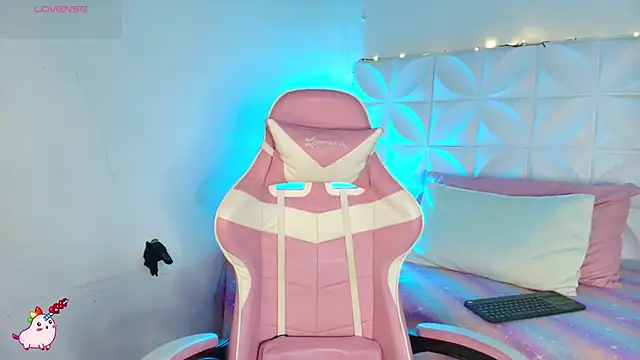 Snapshot of Abril1_gh chatting on February 10, 2026, 12:53 am Abril1 gh online show from February 10, 2026, 12:53 am