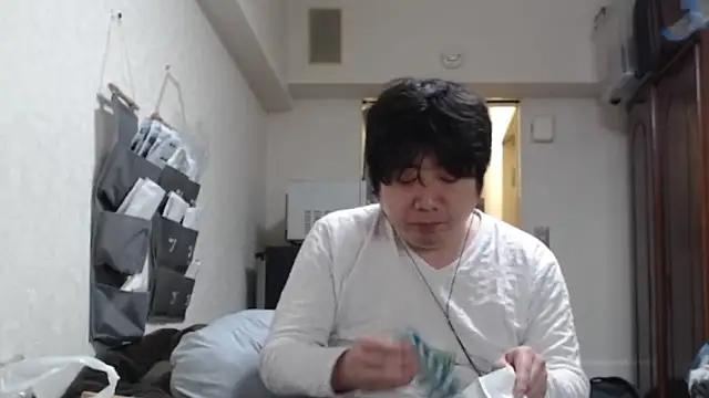 raterate555 online show from April 6, 2026, 6:47 am