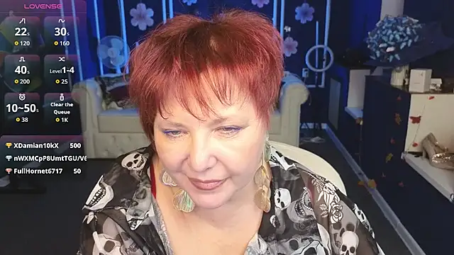 Kira Kenett online show from November 12, 2025, 4:22 pm