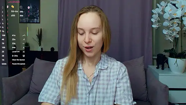 SoonMoor online show from February 21, 2026, 6:43 pm