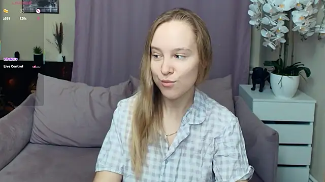 SoonMoor online show from January 18, 2026, 6:55 pm