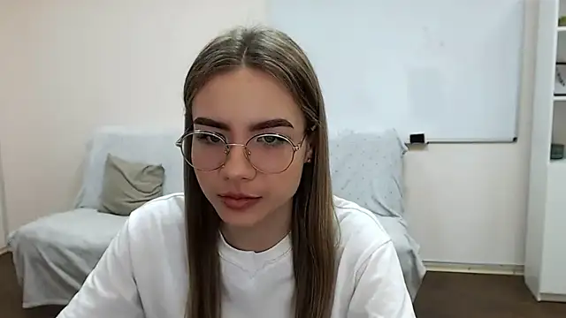 Snapshot of aSingleOne chatting on October 22, 2025, 7:57 pm aSingleOne online show from October 22, 2025, 7:57 pm