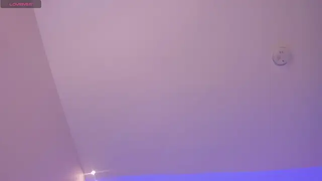 Snapshot of MayaMoretti_ chatting on May 2, 2026, 8:47 pm MayaMoretti online show from May 2, 2026, 8:47 pm