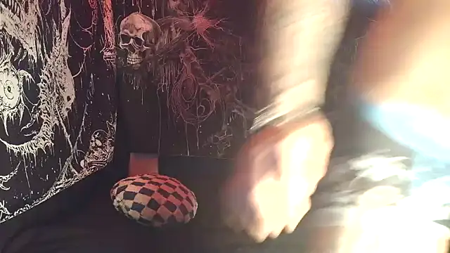 silversage92 online show from October 18, 2025, 9:06 pm