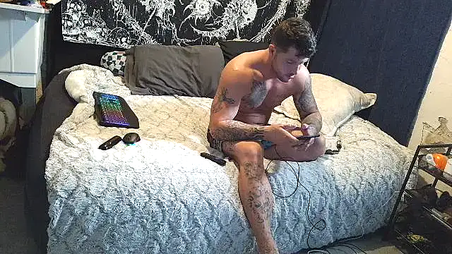 silversage92 online show from September 22, 2025, 3:18 pm