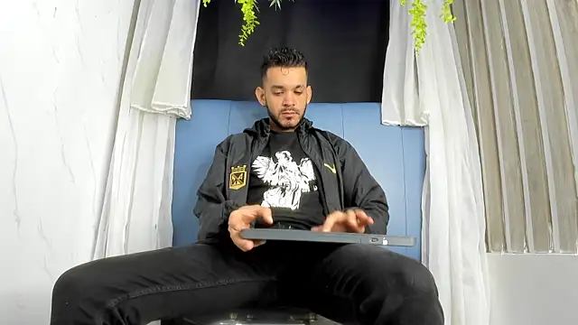 Snapshot of EthanGrey chatting on January 10, 2026, 11:16 am EthanGrey online show from January 10, 2026, 11:16 am