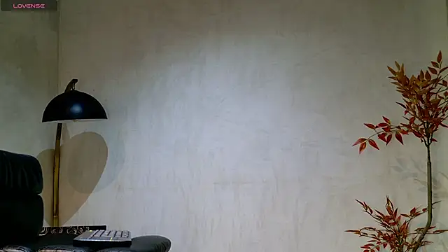 Snapshot of enzo_steel chatting on February 26, 2026, 3:17 am enzo steel online show from February 26, 2026, 3:17 am