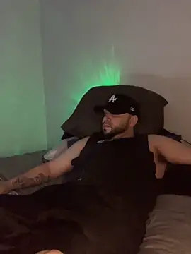 Brownroyal online show from September 25, 2025, 1:17 pm