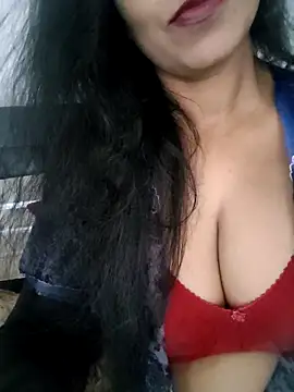 Snapshot of Deepa_Sharma143 chatting on April 13, 2026, 2:04 am Deepa Sharma143 online show from April 13, 2026, 2:04 am