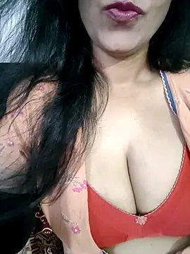 Snapshot of Deepa_Sharma143 chatting on March 13, 2026, 1:21 am Deepa Sharma143 online show from March 13, 2026, 1:21 am