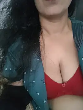 Snapshot of Deepa_Sharma143 chatting on May 19, 2026, 1:43 am Deepa Sharma143 online show from May 19, 2026, 1:43 am