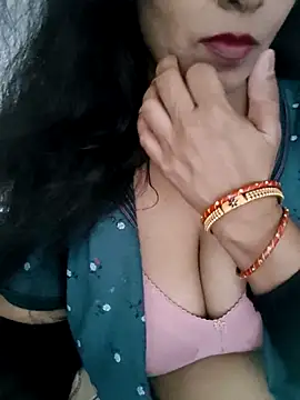 Snapshot of Deepa_Sharma143 chatting on May 3, 2026, 2:16 am Deepa Sharma143 online show from May 3, 2026, 2:16 am