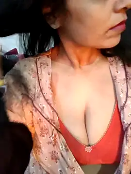 Snapshot of Deepa_Sharma143 chatting on January 15, 2026, 2:15 am Deepa Sharma143 online show from January 15, 2026, 2:15 am