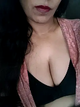 Snapshot of Deepa_Sharma143 chatting on April 26, 2026, 1:36 am Deepa Sharma143 online show from April 26, 2026, 1:36 am