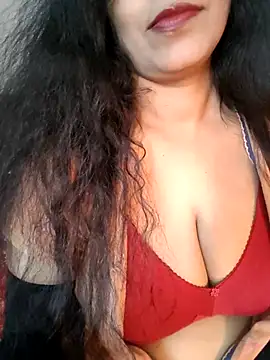 Snapshot of Deepa_Sharma143 chatting on February 3, 2026, 6:22 am Deepa Sharma143 online show from February 3, 2026, 6:22 am