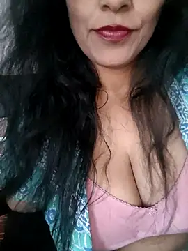 Snapshot of Deepa_Sharma143 chatting on March 9, 2026, 2:04 am Deepa Sharma143 online show from March 9, 2026, 2:04 am