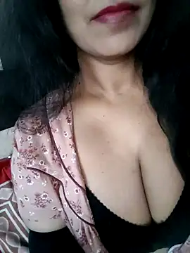 Snapshot of Deepa_Sharma143 chatting on December 22, 2025, 2:22 am Deepa Sharma143 online show from December 22, 2025, 2:22 am