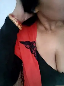 Snapshot of Deepa_Sharma143 chatting on April 18, 2026, 2:03 am Deepa Sharma143 online show from April 18, 2026, 2:03 am