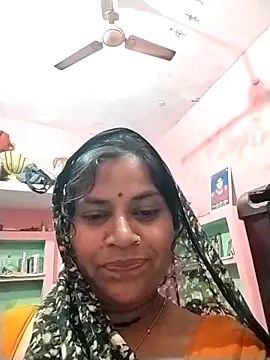 Snapshot of Hot_babli54 chatting on October 23, 2025, 1:37 am Hot babli54 online show from October 23, 2025, 1:37 am