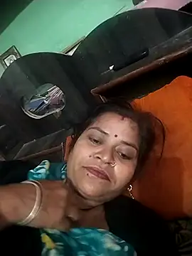 Snapshot of Hot_babli54 chatting on November 22, 2025, 10:08 pm Hot babli54 online show from November 22, 2025, 10:08 pm