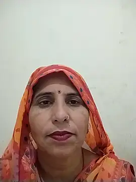Snapshot of Hot_liya54 chatting on June 4, 2026, 6:18 am Hot liya54 online show from June 4, 2026, 6:18 am