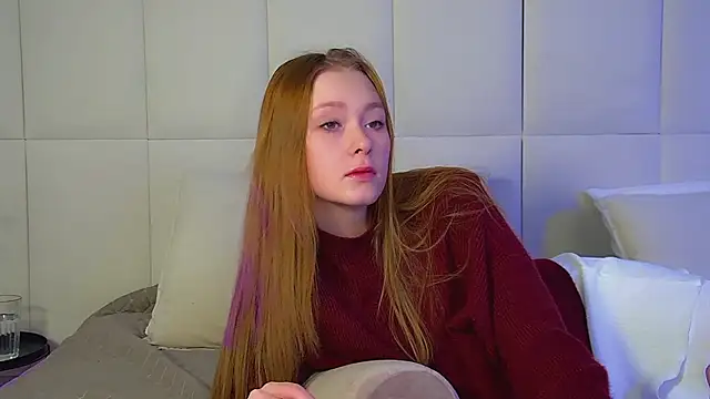 Snapshot of AgataFoxley chatting on November 16, 2025, 6:07 am AgataFoxley online show from November 16, 2025, 6:07 am