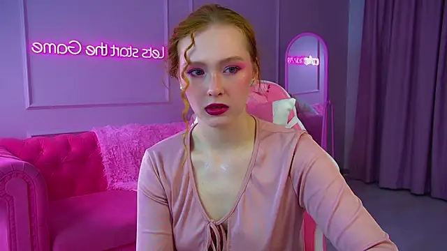 Snapshot of AgataFoxley chatting on September 23, 2025, 6:26 pm AgataFoxley online show from September 23, 2025, 6:26 pm