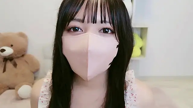 Snapshot of JP_Momo_o0 chatting on October 19, 2025, 12:52 pm JP Momo o0 online show from October 19, 2025, 12:52 pm